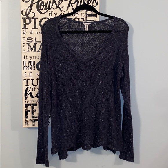 Bethany Mota Ribbed V-Neck Long Sleeve Top - Picture 1 of 4
